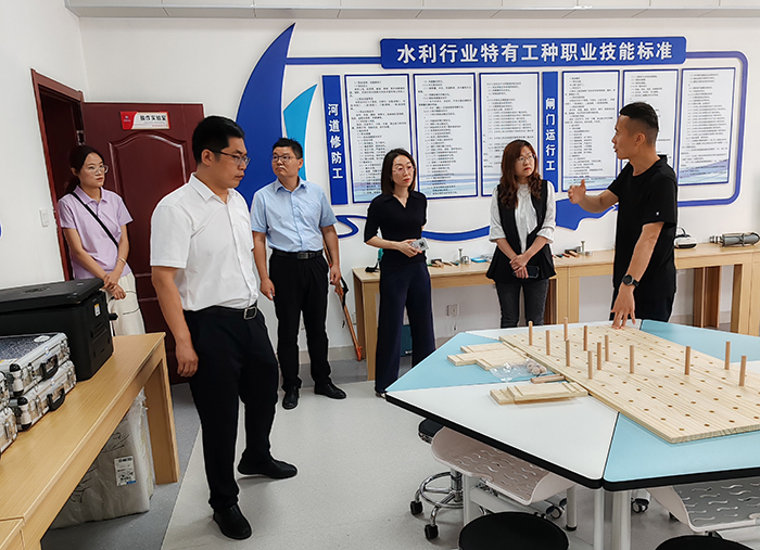 山东农业工程学院来德州河务局交流学习.jpg
